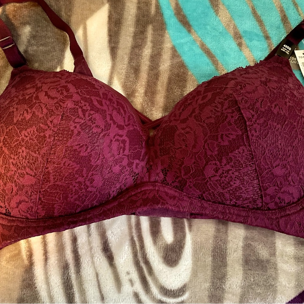 Torrid Curve burgundy wireless bra 40DD NWT